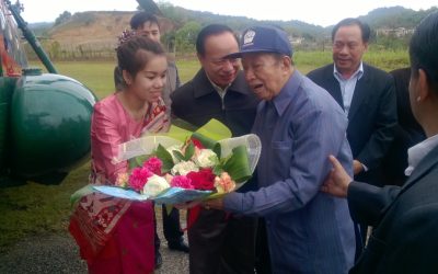 ທ່ານ ພົນເອກ ສີສະຫວາດ ແກ້ວບຸນພັນ ໄດ້ມາຢ້ຽມຢາມ ແລະ ຮ່ວມພິທີສະເຫຼີມສະຫຼອງວັນສ້າງຕັ້ງພັກປະຊາຊົນປະຕິວັດລາວ ຄົບຮອບ 60 ປີ ຢູ່ແຂວງຫົວພັນ